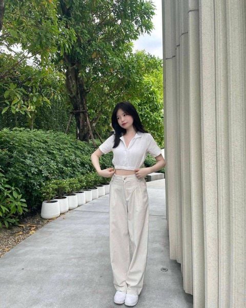 Quần ống rộng đi giày thể thao - áo croptop và giày thể thao đế độn nhẹ