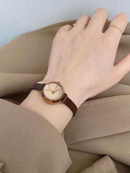 Chi tiết mặt số, kim và cọc giờ