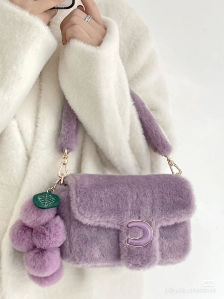 Phụ kiện màu tím nên đi cùng tông nào