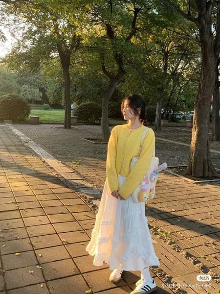 Màu vàng nên phối với màu gì -Ưu tiên một điểm nhấn