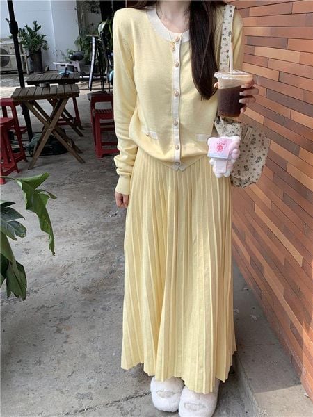 Màu vàng nên phối với màu gì - Chọn sắc vàng theo undertone da