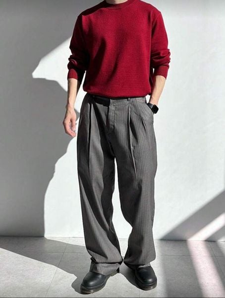 Màu xám phối với màu gì - burgundy