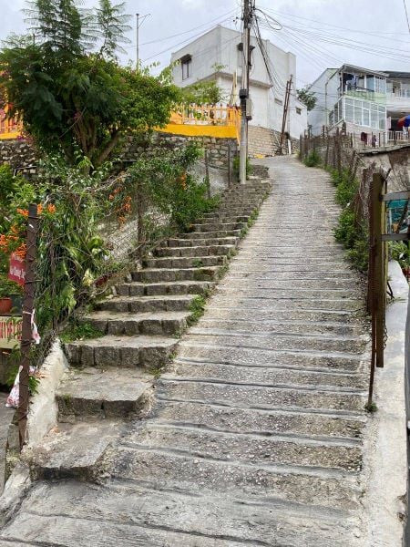 Outfit đi Đà Lạt - Nhiều bậc thang