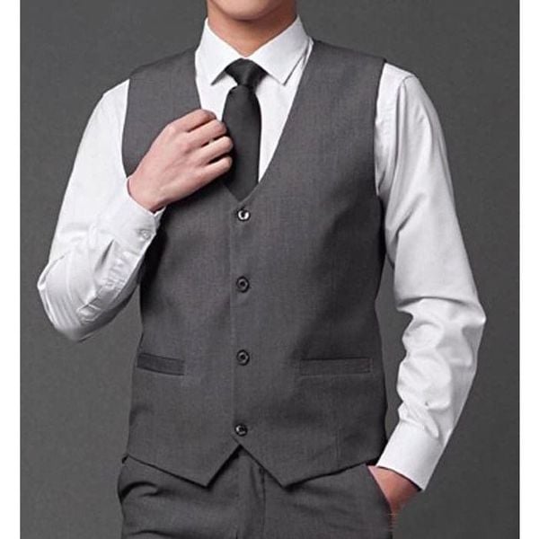 Outfit đi đám cưới nam - Vest xám sáng kết hợp sơ mi trắng kết hợp cà vạt bản nhỏ