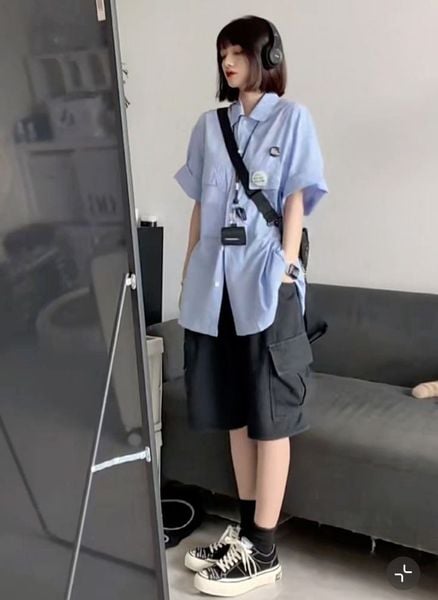 Outfit mùa hè - Áo sơ mi oversized kết hợp quần short bermuda