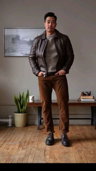 Phối đồ nam với Field jacket/utility jacket + quần nâu + chukka boots