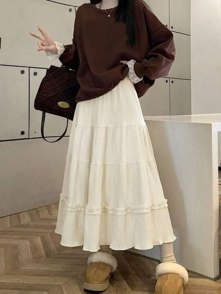 Chân váy xếp ly dài màu trắng