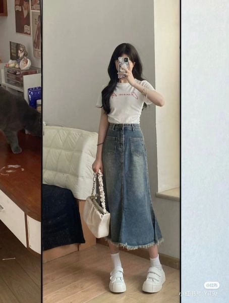 Cách phối đồ với chân váy xòe dài - áo thun basic