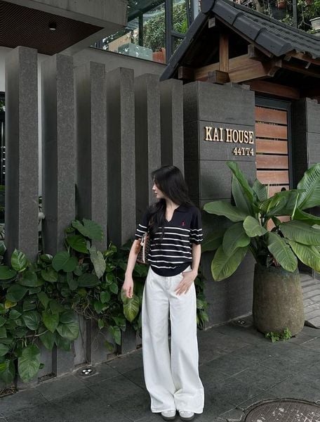 Cách phối đồ với quần ống rộng - Với áo polo dệt kim