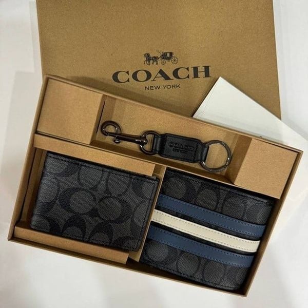 Quà tặng doanh nghiệp cuối năm - Quà tặng doanh nghiệp đẳng cấp dành cho đối tác