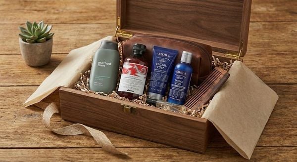 Quà Valentine 2026 cho nam -  Bộ grooming (sữa tắm – dầu gội – skincare nam)