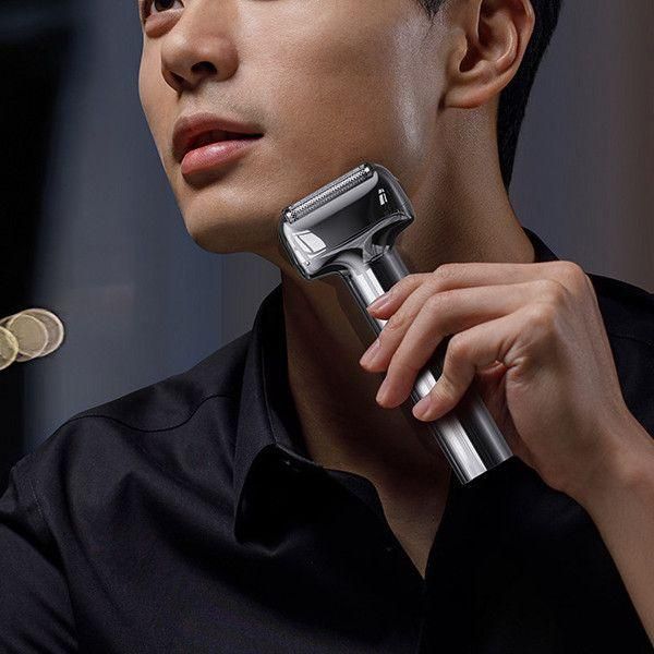 Quà Valentine 2026 cho nam - Máy cạo râu / tông đơ