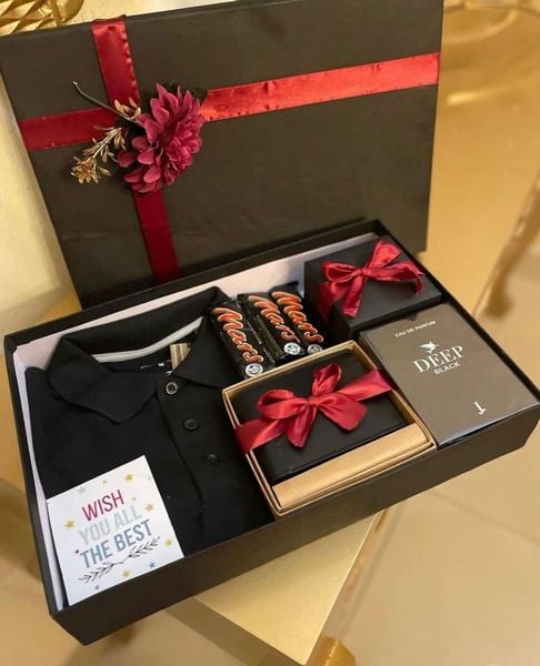 Quà Valentine 2026 cho nam - Nên tặng quà Valentine 2026 cho nam đắt hay rẻ