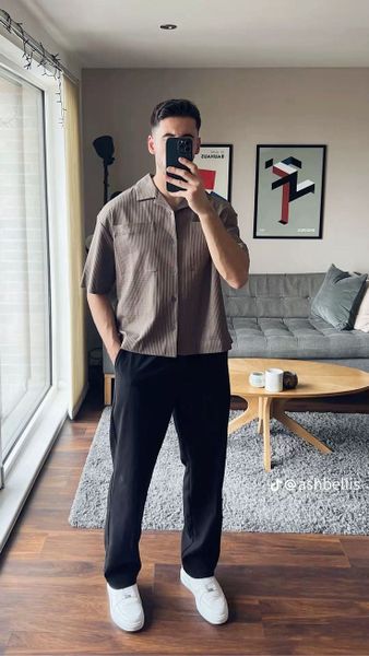 Quần ống suông đi với giày gì nam - Sneaker