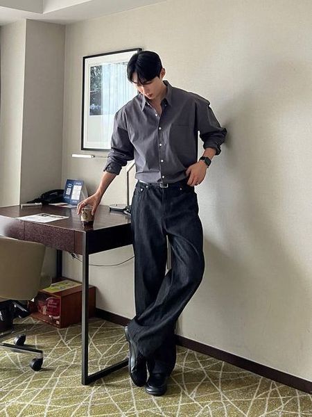 Quần ống suông đi với giày gì nam - Bí quyết chọn giày