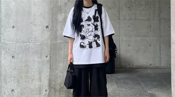 Áo thun form rộng nữ phối quần ống rộng cạp cao hiện đại