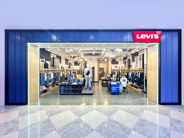 Shop bán đồ hiệu ở Hà Nội với Levi’s