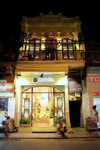 Shop bán đồ hiệu ở Hà Nội với Metiseko