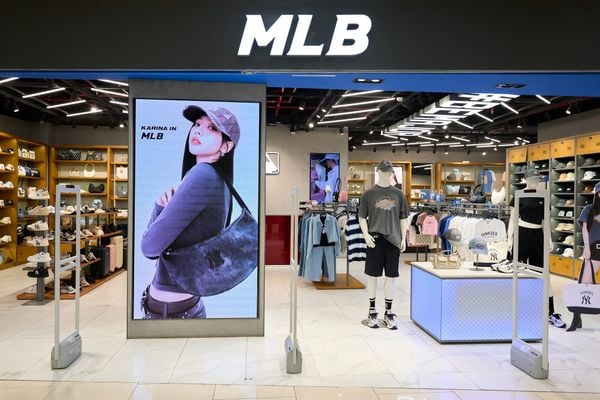 Mua sắm tại các nhà phân phối được ủy quyền chính thức