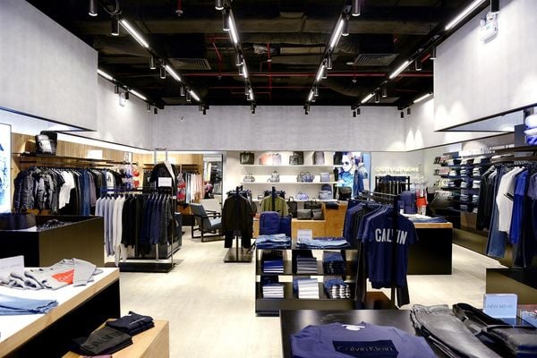 Shop bán đồ hiệu ở TP.HCM với ACFC Store