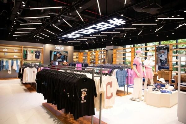 Shop bán đồ hiệu chính hãng ở TP.HCM