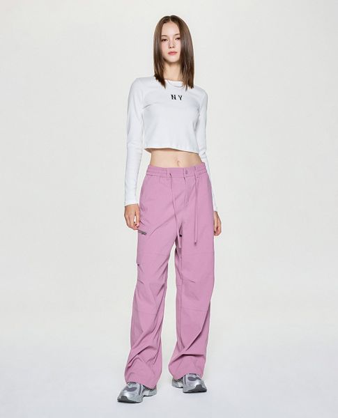 Sporty Chic và Outfit đi dạo phố tại Maison Online