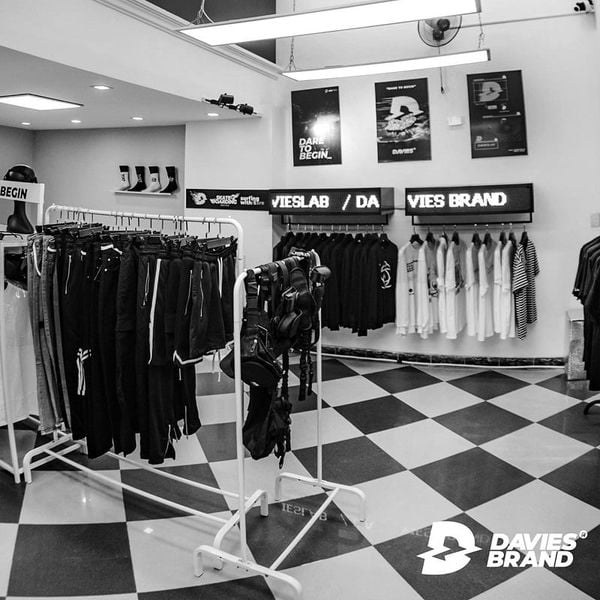 Thương hiệu quần áo Việt Nam - Davies