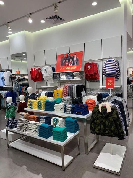 Thương hiệu quần áo Việt Nam -  Canifa