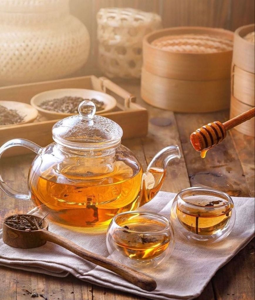 bộ ấm chén thủy tinh quà tặng