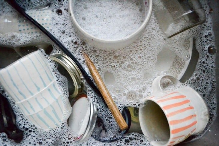 ly sứ mới mua về nên làm gì