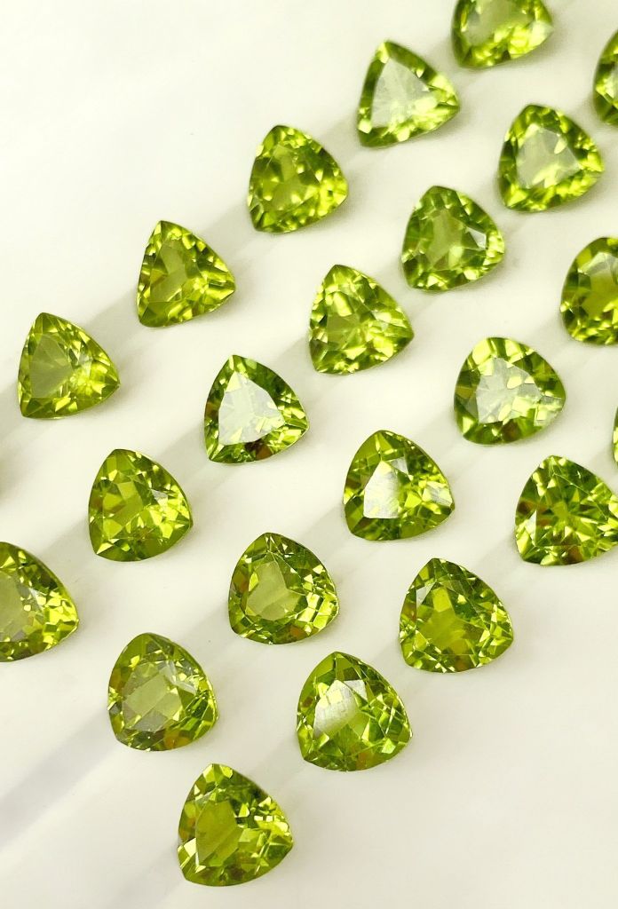 vật phẩm phong thuỷ mệnh hoả