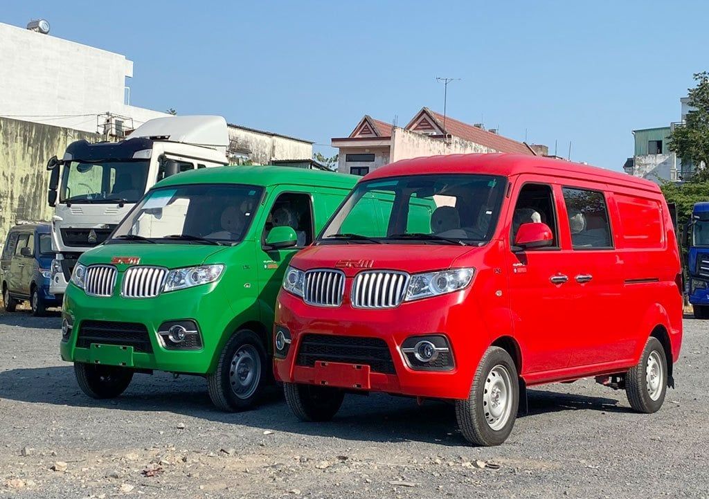 giá xe tải van srm