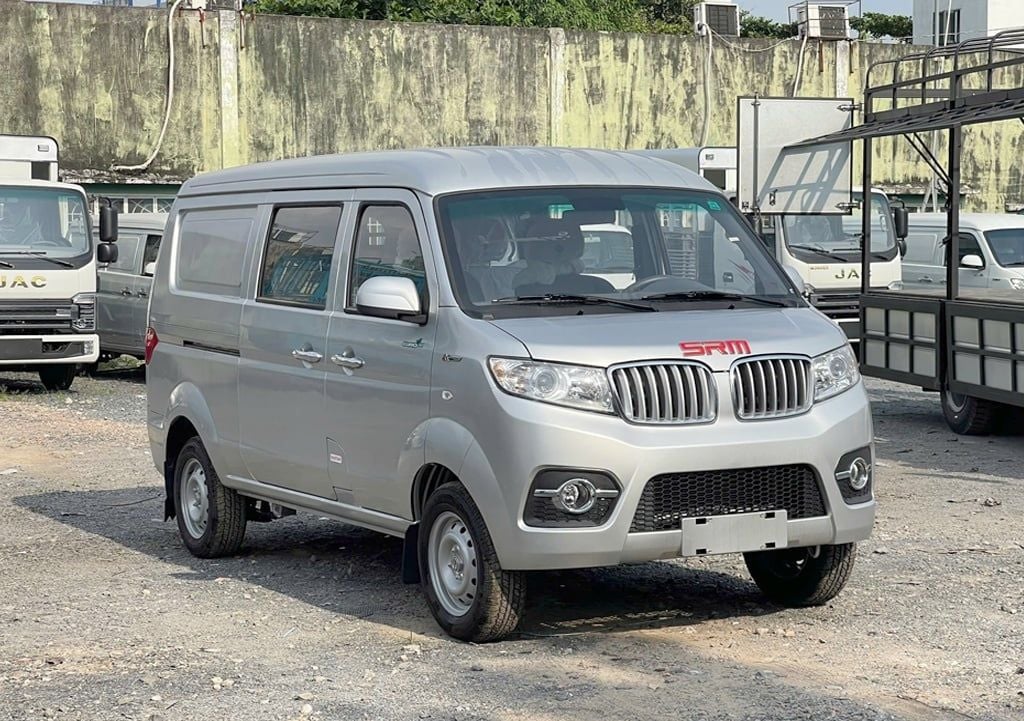 giá xe tải van srm
