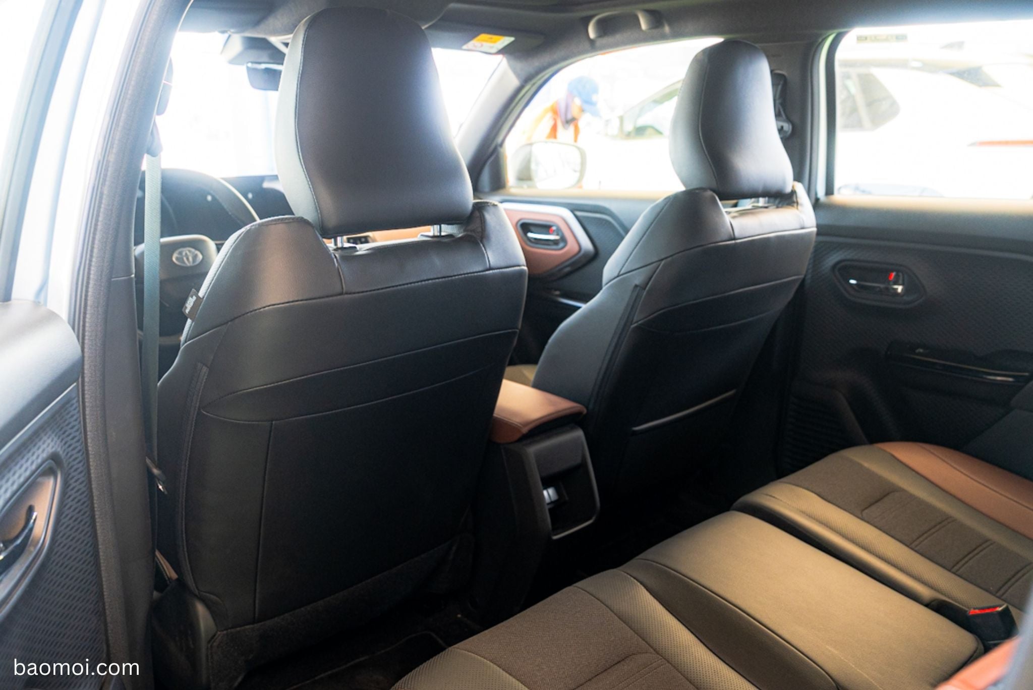 Toyota Urban Cruiser EV 2026 Ra Mắt Tại Philippines, Giá Từ 940 Triệu ...
