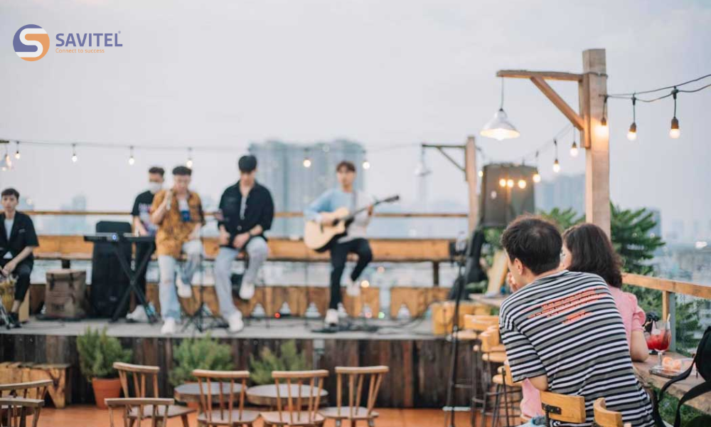 Quán cafe có chơi nhạc cụ