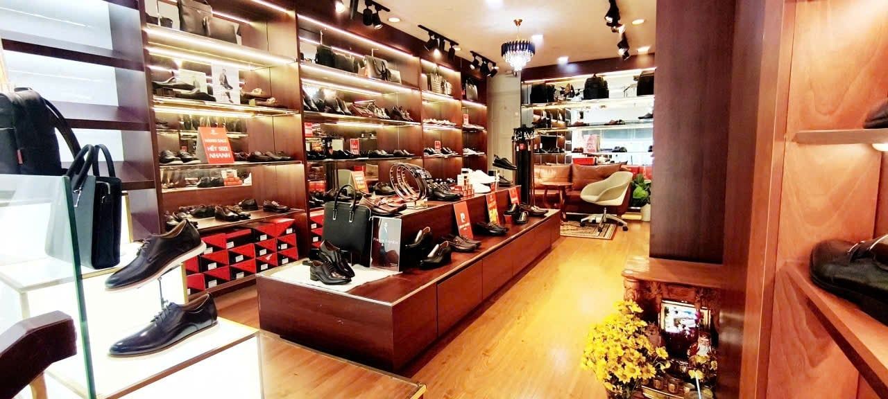 Không gian nội thất Pierre Cardin 441B Hai Bà Trưng