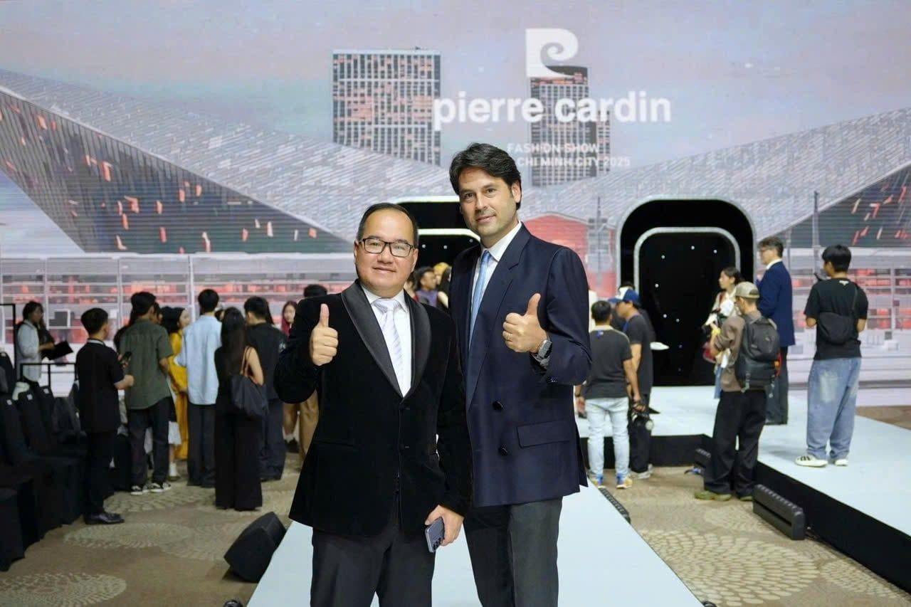 Công Ty Cổ Phần Thương Mại & Dịch vụ Emall