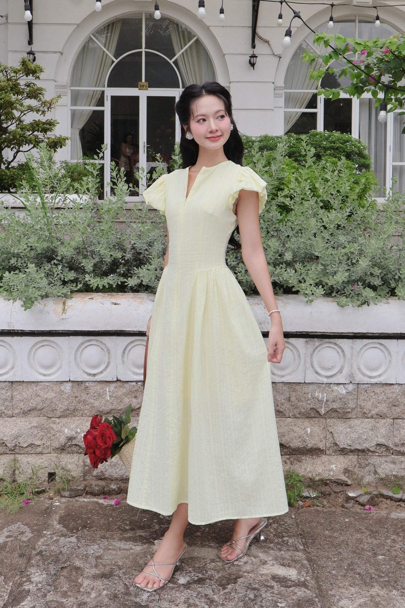 đầm midi tay phồng