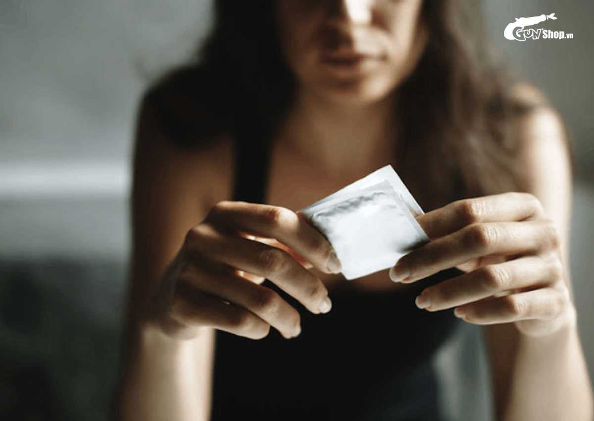 Quan hệ ngày đèn đỏ có bị vô sinh không?