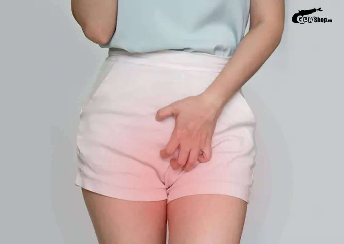 Nhổ lông vùng kín có sao không?