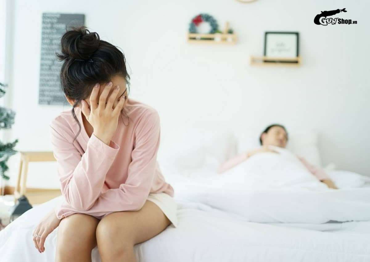 Quan hệ 1 tiếng mới ra có sao không?