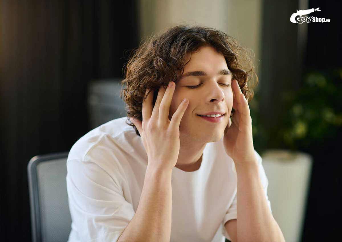 Vì sao đàn ông có vợ vẫn tự sướng dù hôn nhân hạnh phúc?