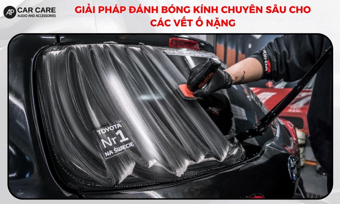 Giải pháp đánh bóng kính chuyên sâu cho các vết ố nặng