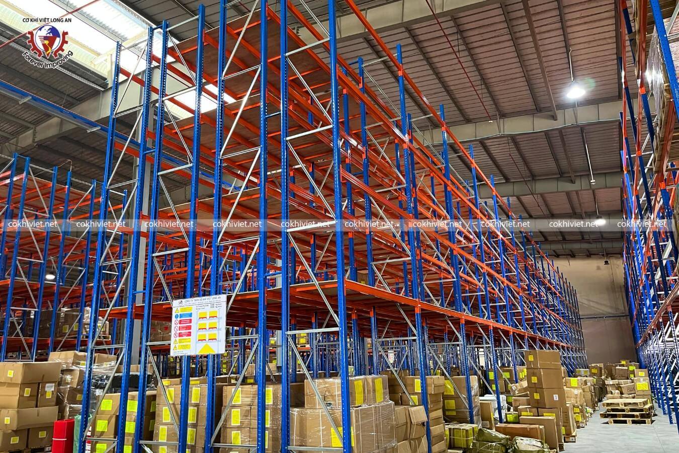 kệ double deep kho phân phối