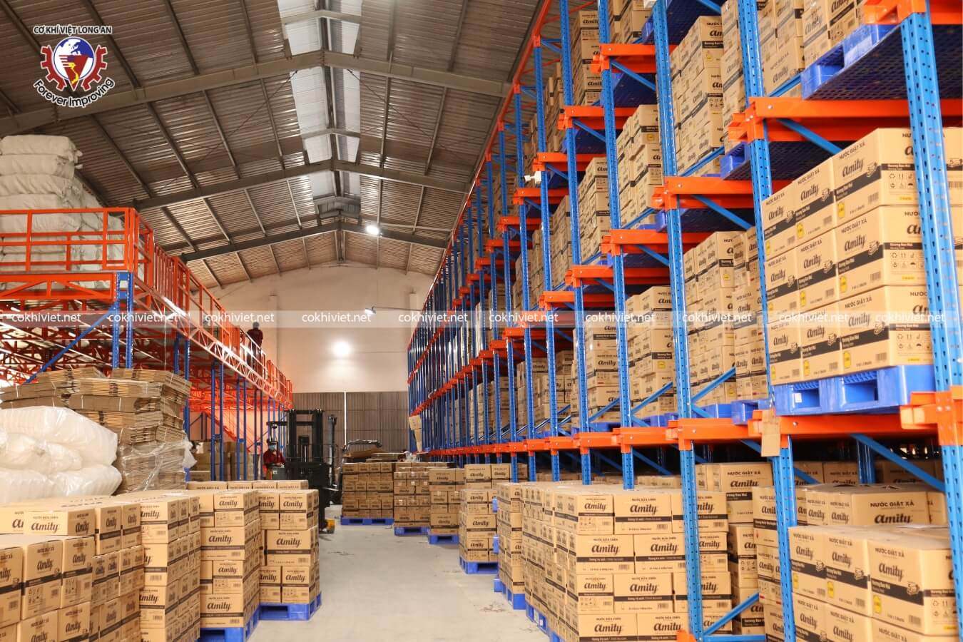 Kệ Sàn và Kệ Drive in