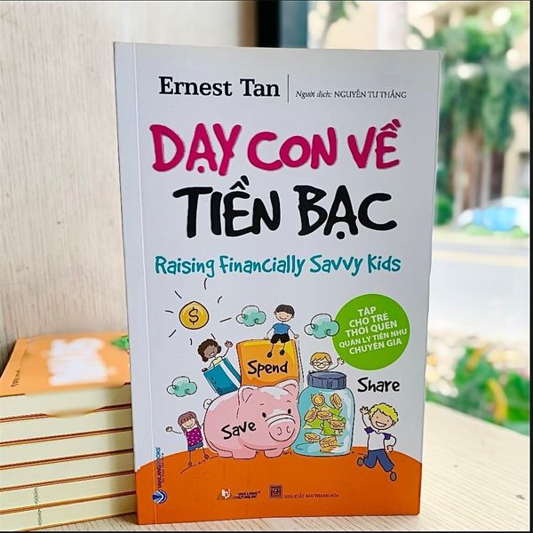 SCC chuyển nhượng bản quyền thành công tựa sách “Dạy Con Về Tiền Bạc”