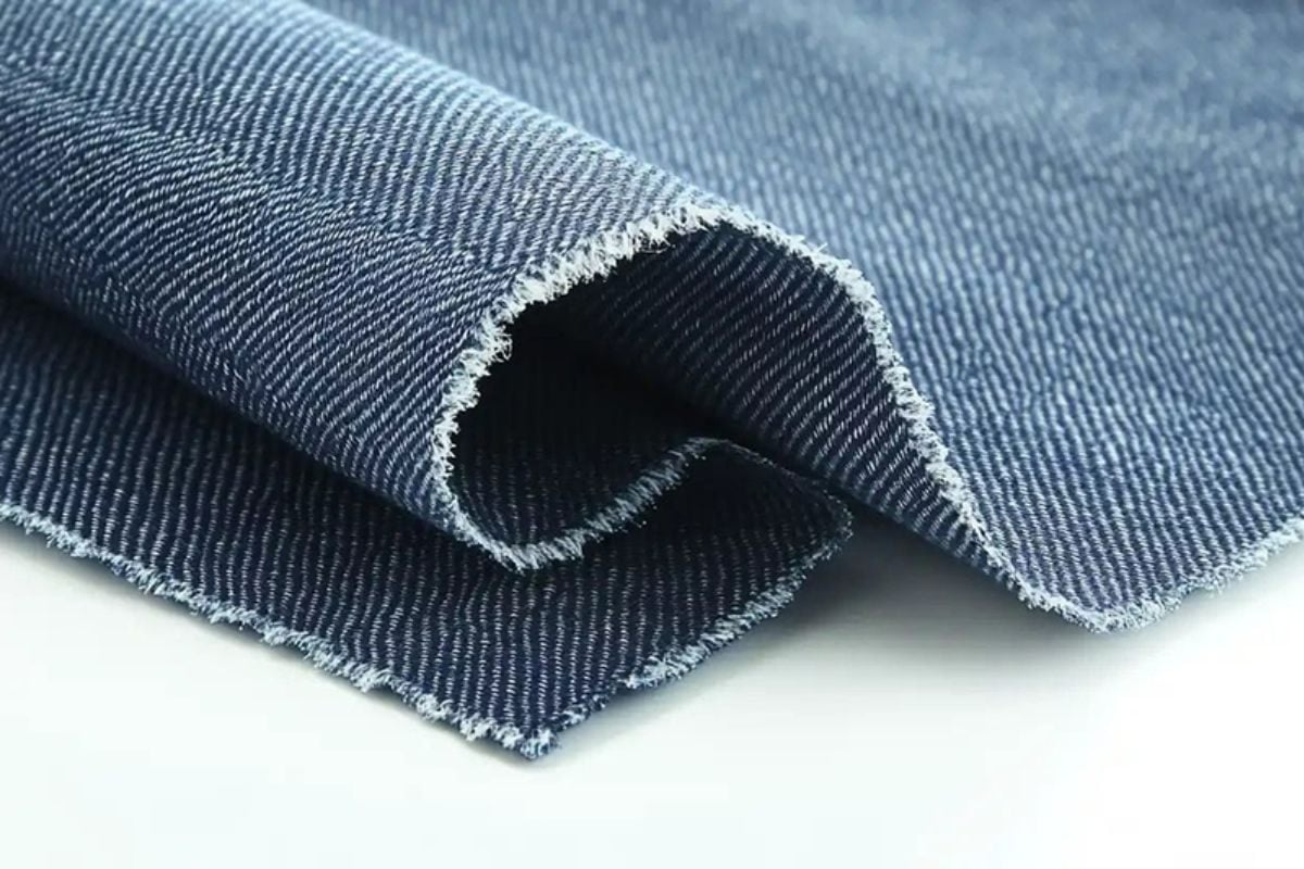 Chọn quần jeans mùa đông nam