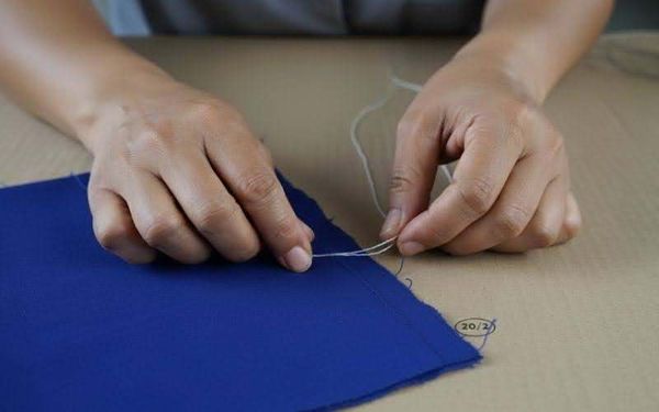 Kiểm Tra Màu Chỉ Trước Khi May