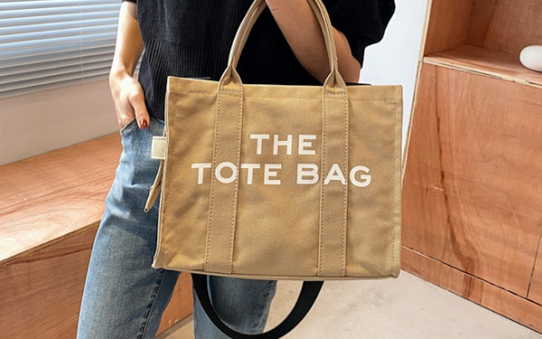 Phối Màu Túi Xách Công Sở Theo Văn Hóa Công Ty