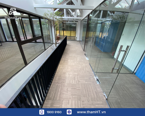 Thảm sàn quán Café Workflow - Thảm VINUS 01 Màu Kem - Tạo không gian co-working sáng tạo